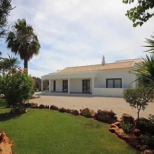 L&f House Bed & Breakfast