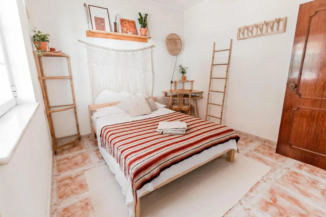 Lemontree Eco Surfhouse Hotel Sagres